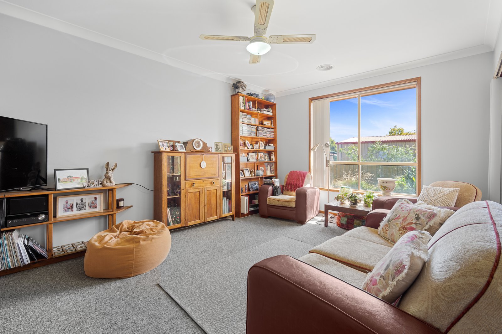 5 Glenvale Place BOURKELANDS 8