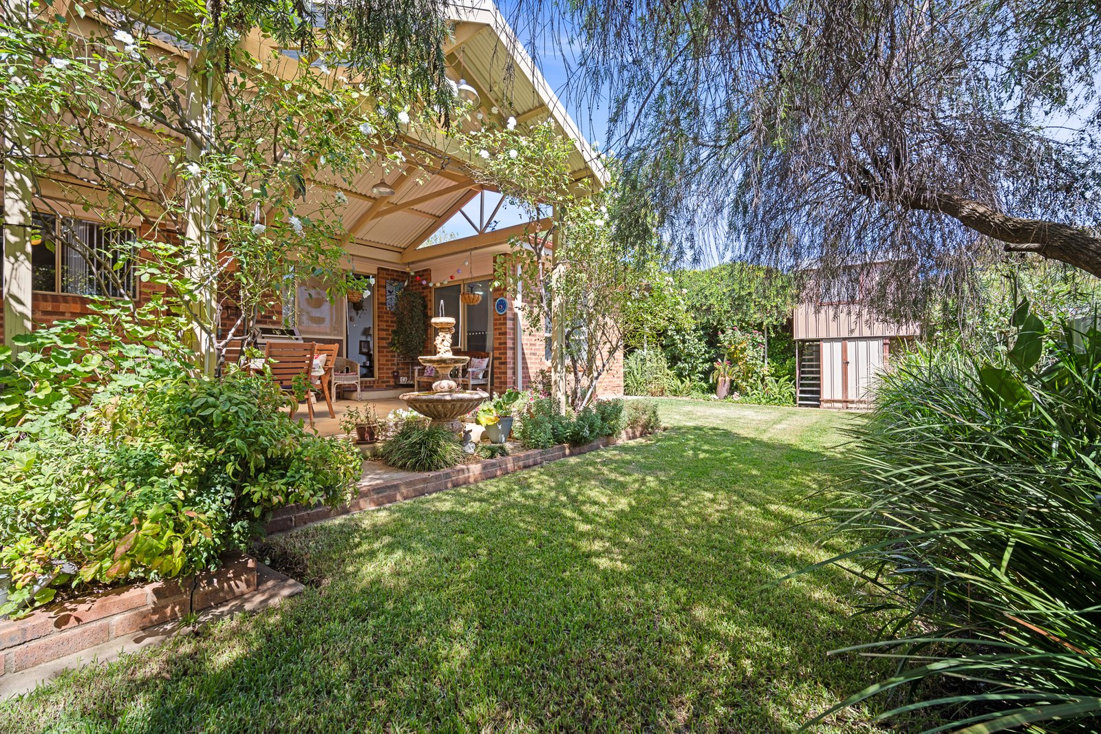 5 Glenvale Place BOURKELANDS 18