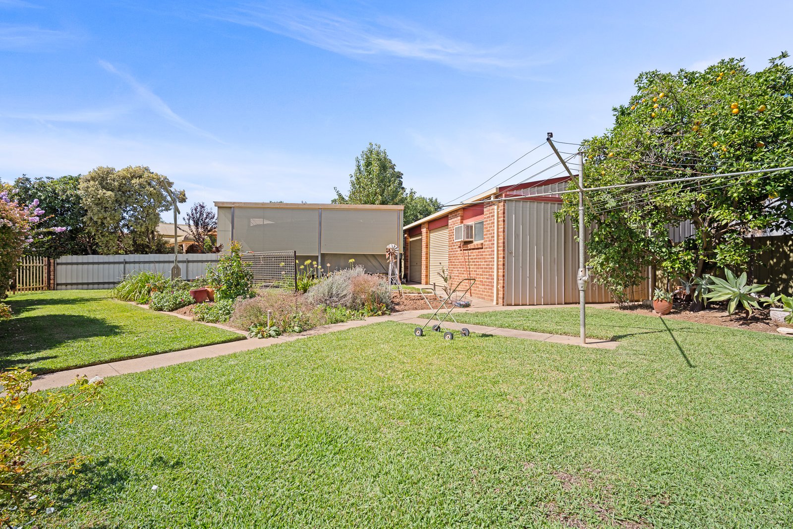5 Glenvale Place BOURKELANDS 20