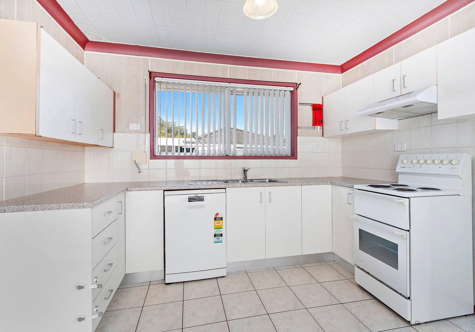 5 Glenview St DAPTO 2