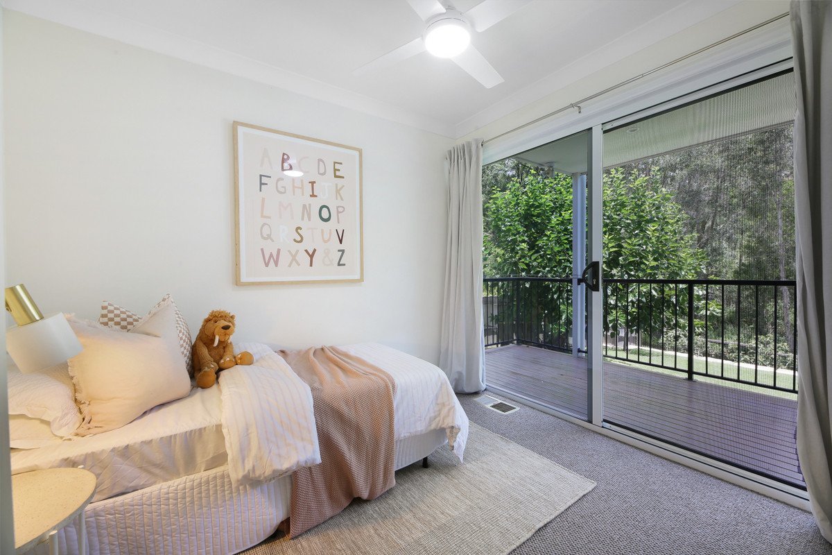 5 Golden Grove Boulevard Reedy Creek 21