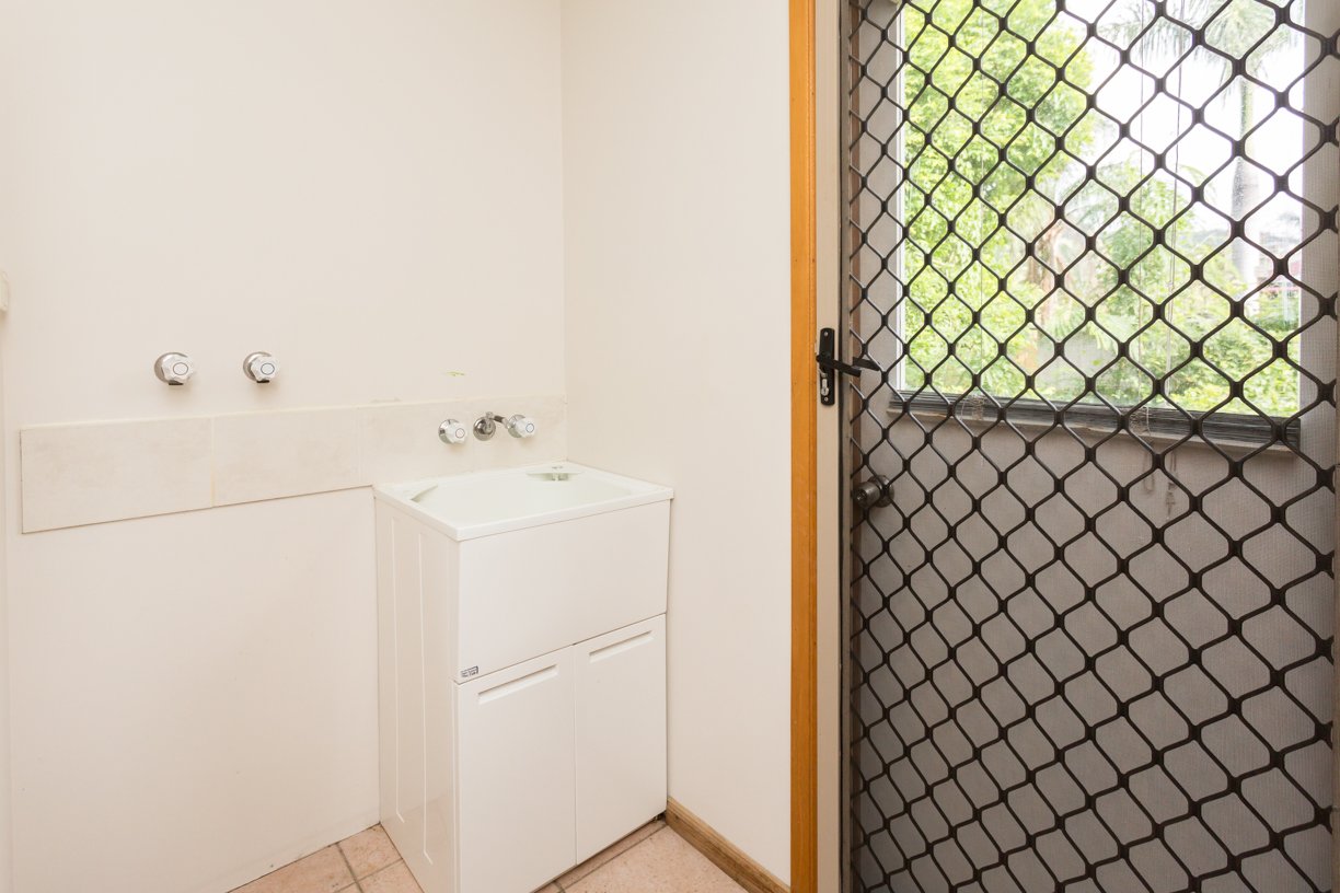 5 Grace Avenue CANNONVALE 21