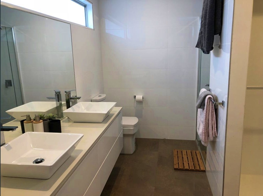 Real Estate and Property in 5 Grandview Avenue, Rye, VIC