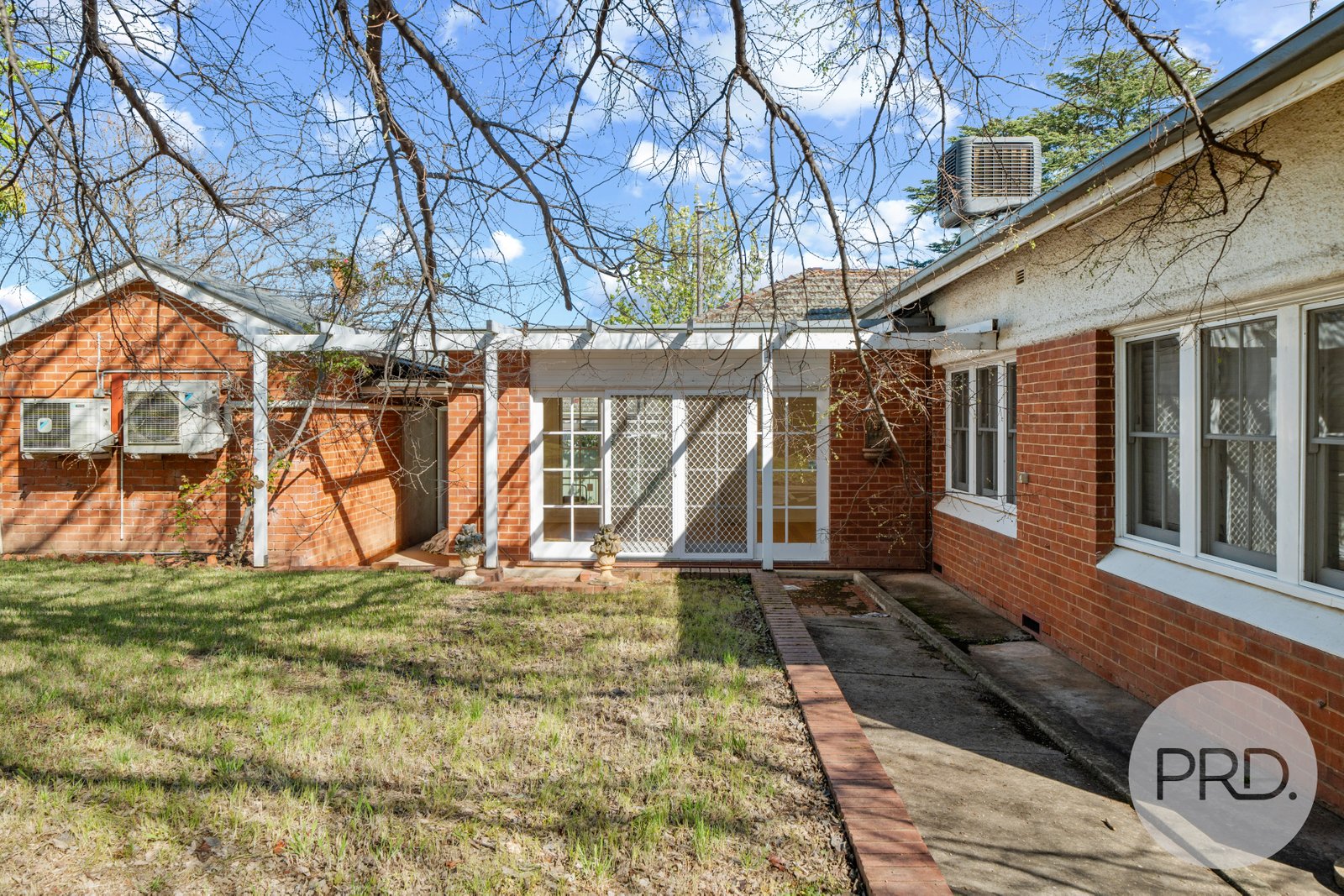 5 Grandview Avenue TURVEY PARK 19