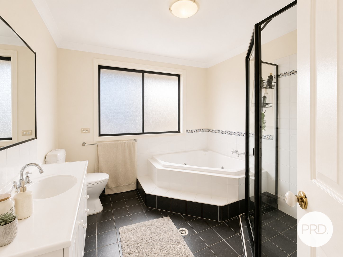 5 Green Street PLEASURE POINT 14