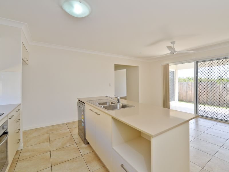 5 Greengard Place KIRKWOOD 1