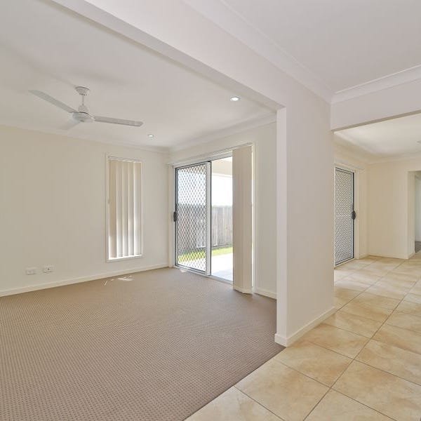 5 Greengard Place KIRKWOOD 5