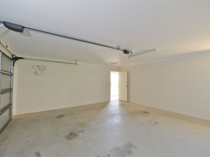 5 Greengard Place KIRKWOOD 12