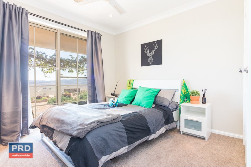 5 Greenhill Lane BUNGENDORE 14