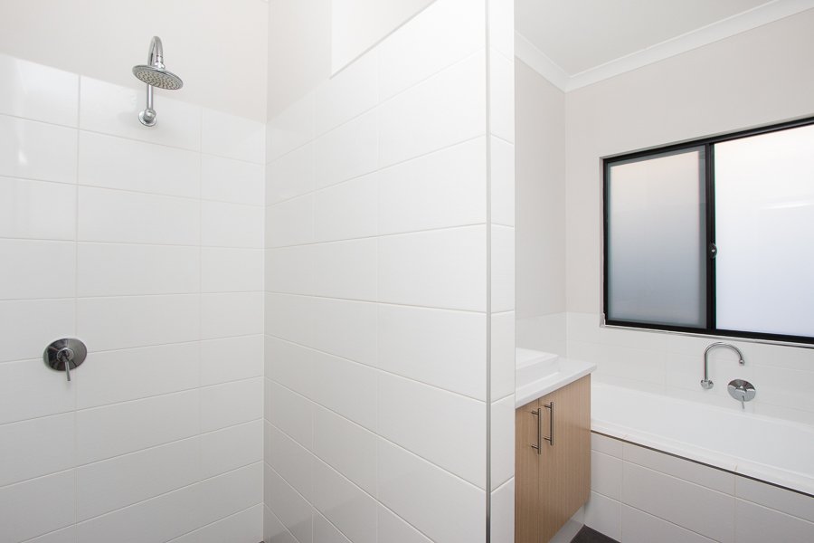 5 Greenshank Drive DJUGUN 8