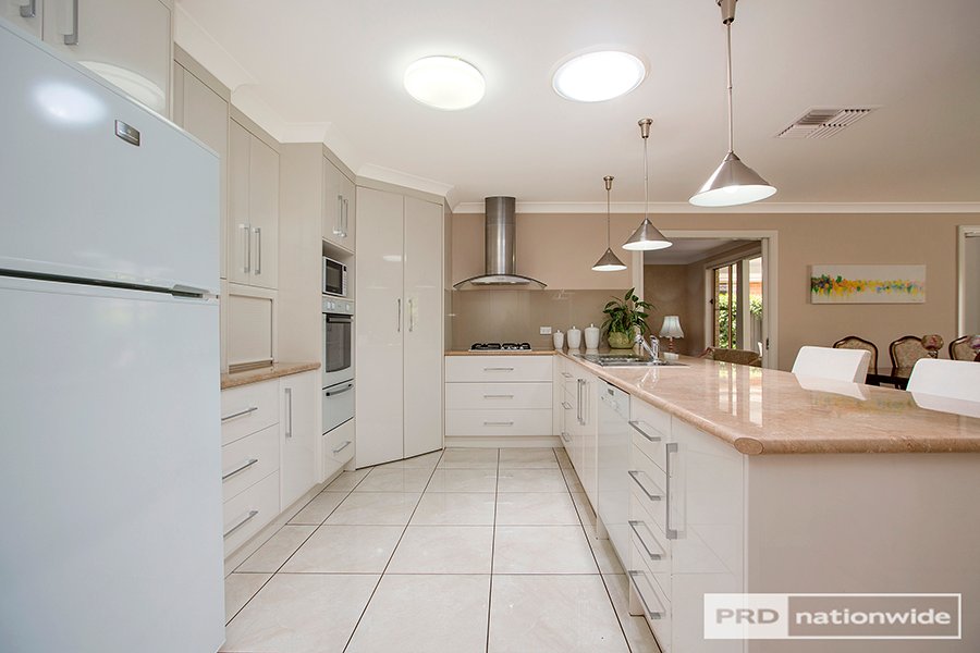 5 Gregory Close TAMWORTH 6