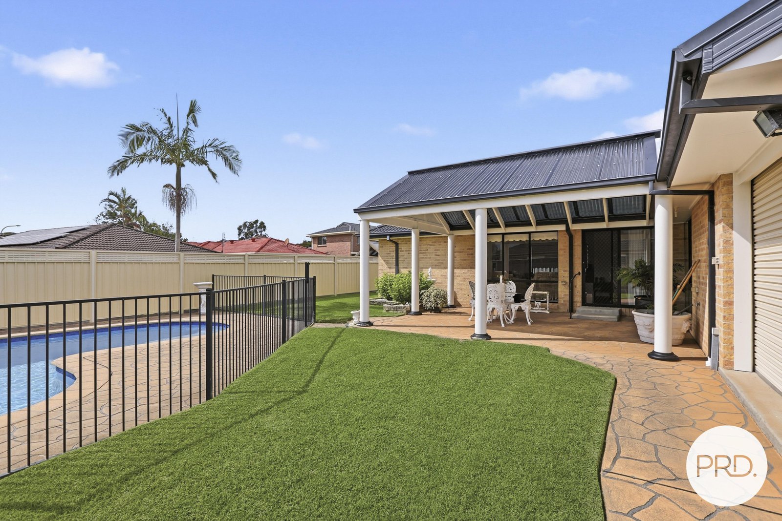 5 Greywood Place HORSLEY 11