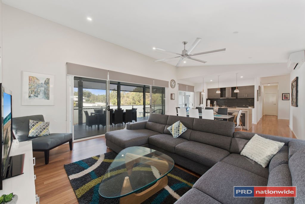 5 Gumtree Glen SAPPHIRE BEACH 9