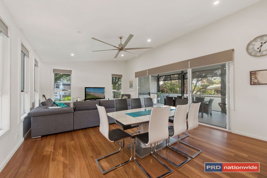 5 Gumtree Glen SAPPHIRE BEACH 10