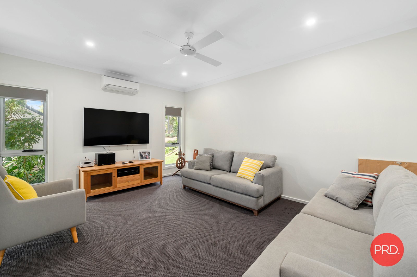 5 Gumtree Glen SAPPHIRE BEACH 17