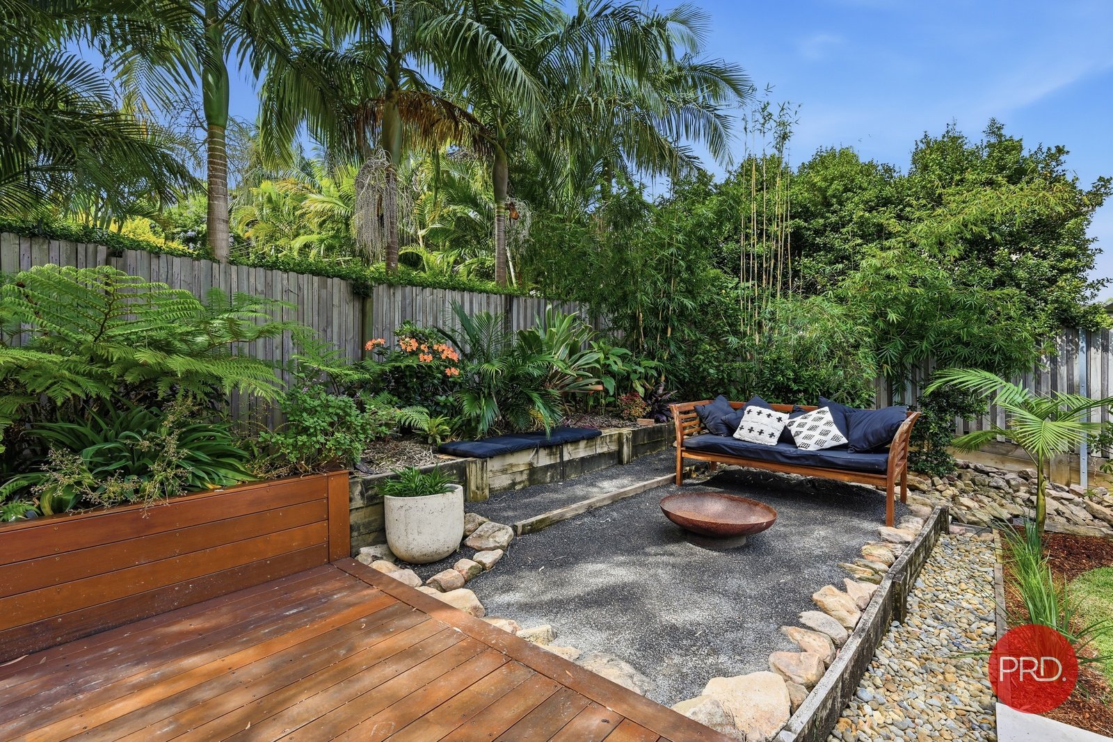 5 Gumtree Glen SAPPHIRE BEACH 35