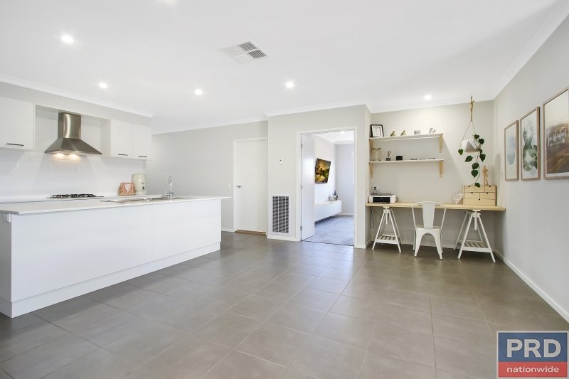 5 Gurney Crescent WODONGA 5