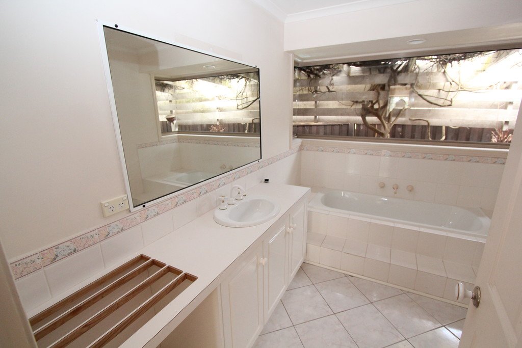 5 Hale Avenue MOUNT CLEAR 8