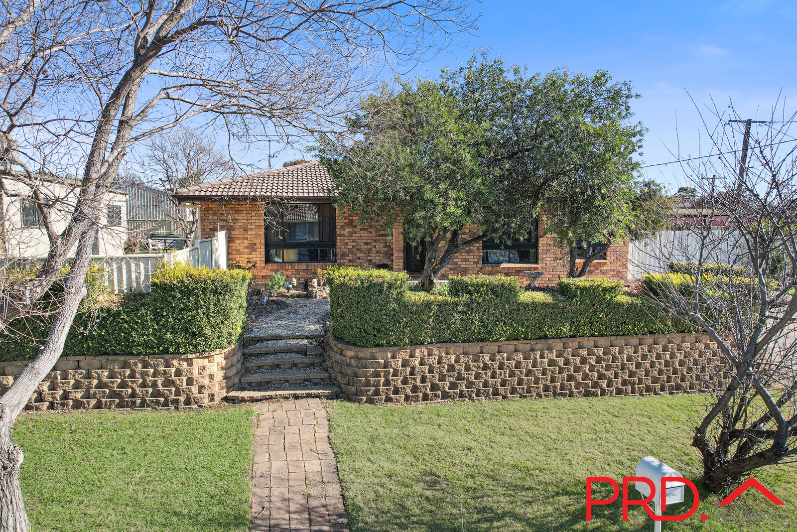 5 Harrier Parade TAMWORTH 2