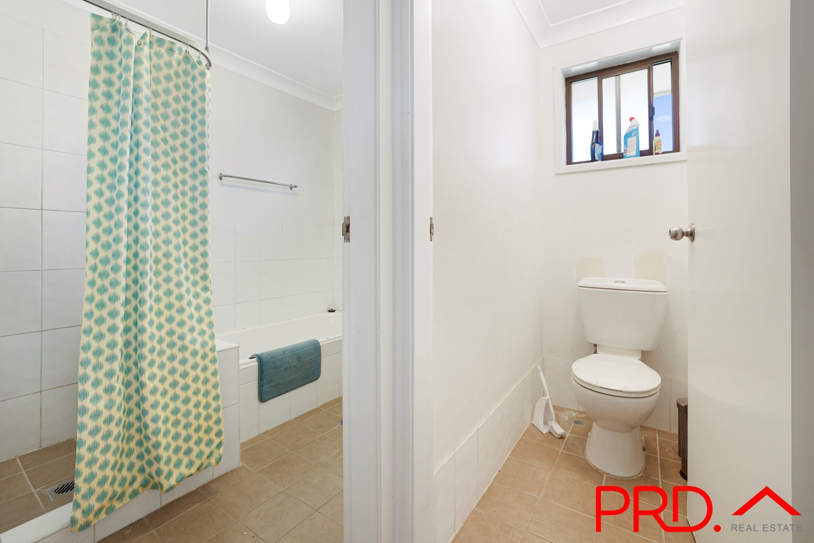 5 Harrier Parade TAMWORTH 8