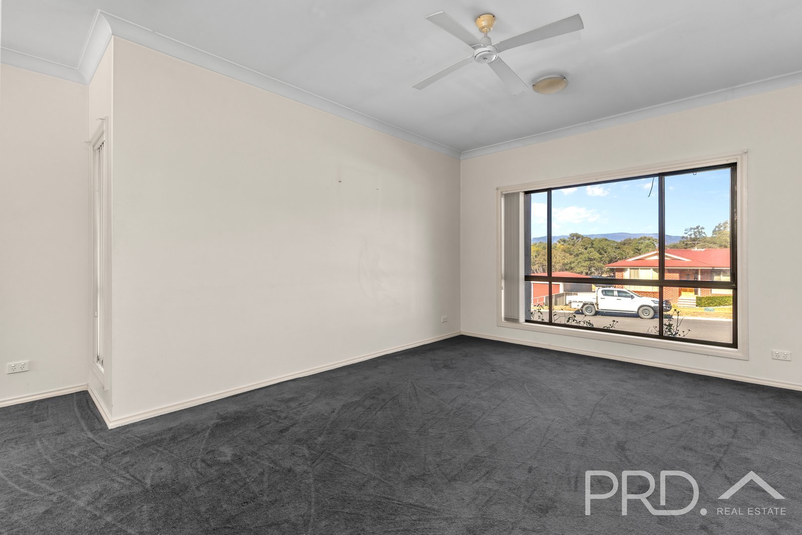 5 Harris Street TUMUT 6
