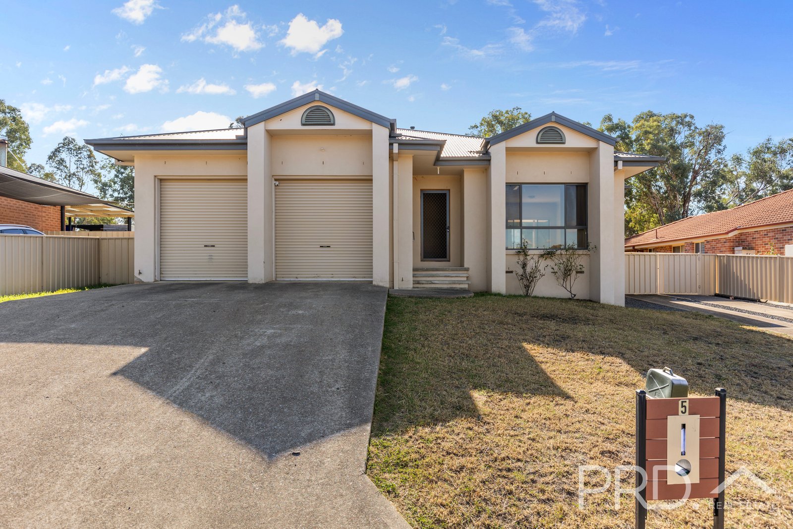5 Harris Street TUMUT 17