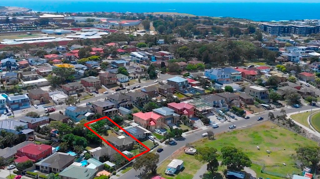 5 Hastings Avenue CHIFLEY 1