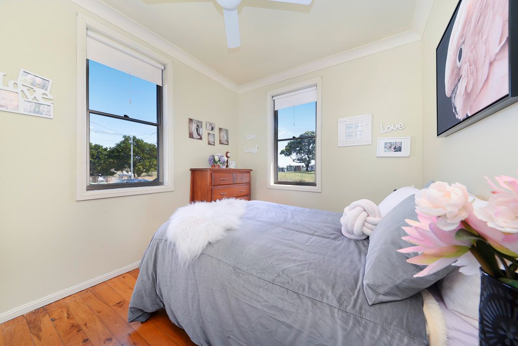 5 Hastings Avenue CHIFLEY 9
