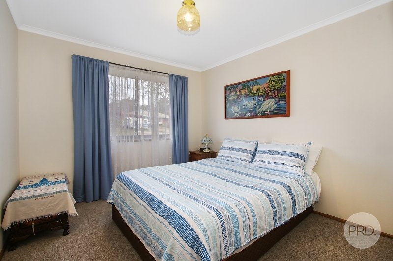 5 Hauteville Street THURGOONA 7