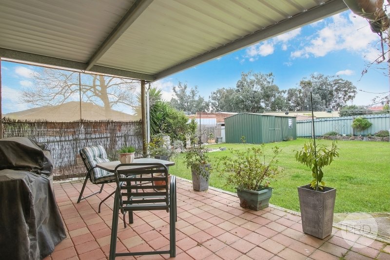 5 Hauteville Street THURGOONA 11