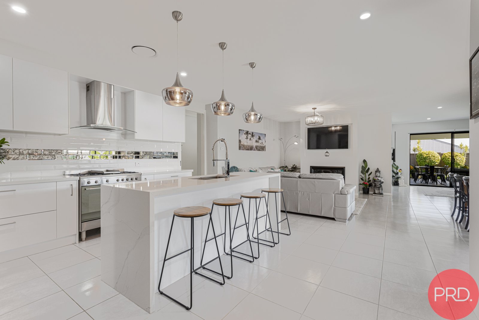 5 Haverty Avenue NORTH ROTHBURY 2