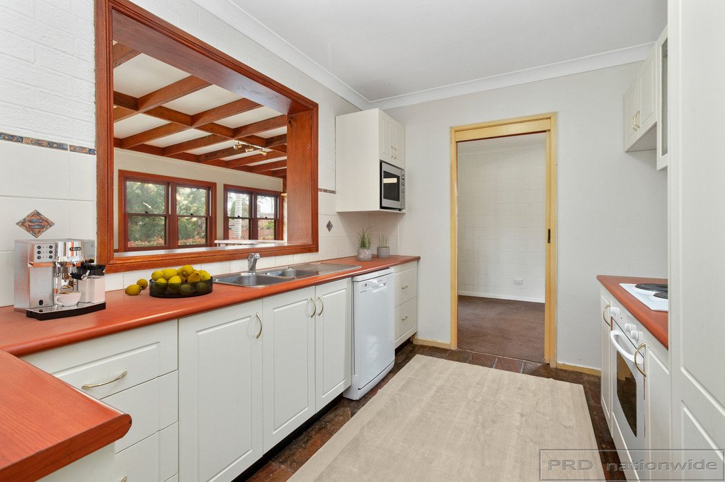 5 Hayman Close ASHTONFIELD 12