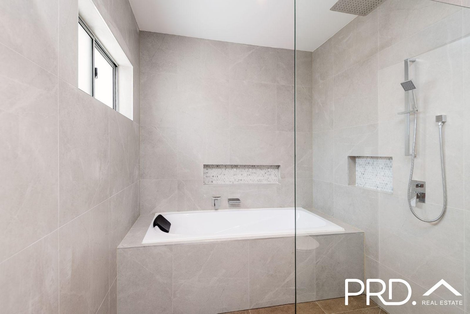 5 Hazelglen Avenue PANANIA 6