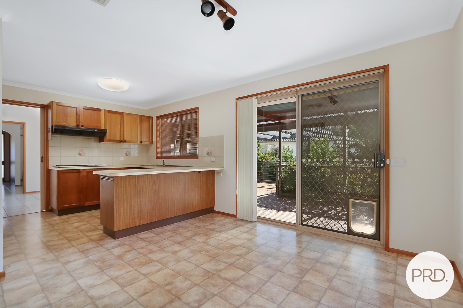 5 Heather Court WEST ALBURY 2