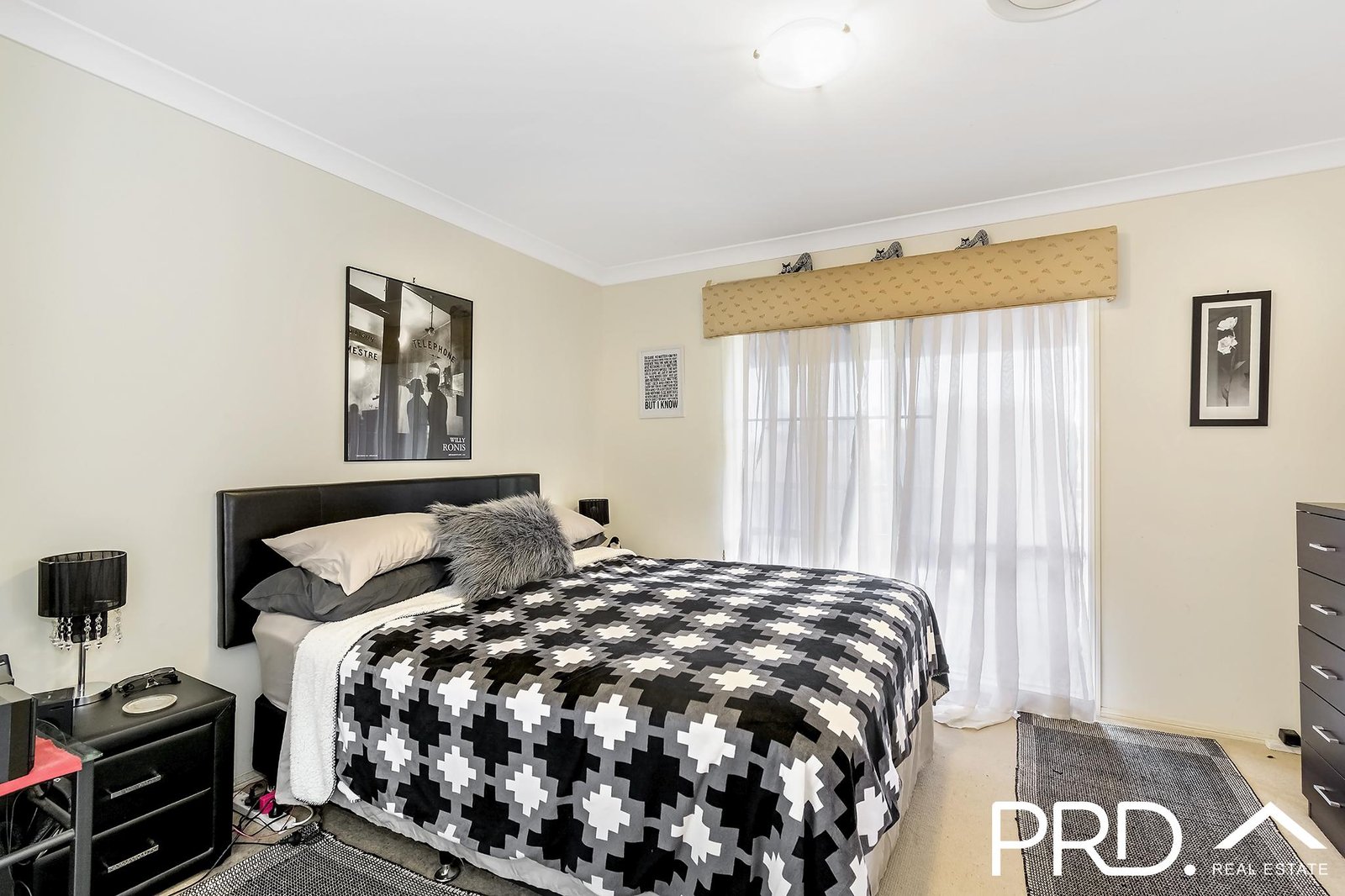 5 Hemes Close PACIFIC PINES 8