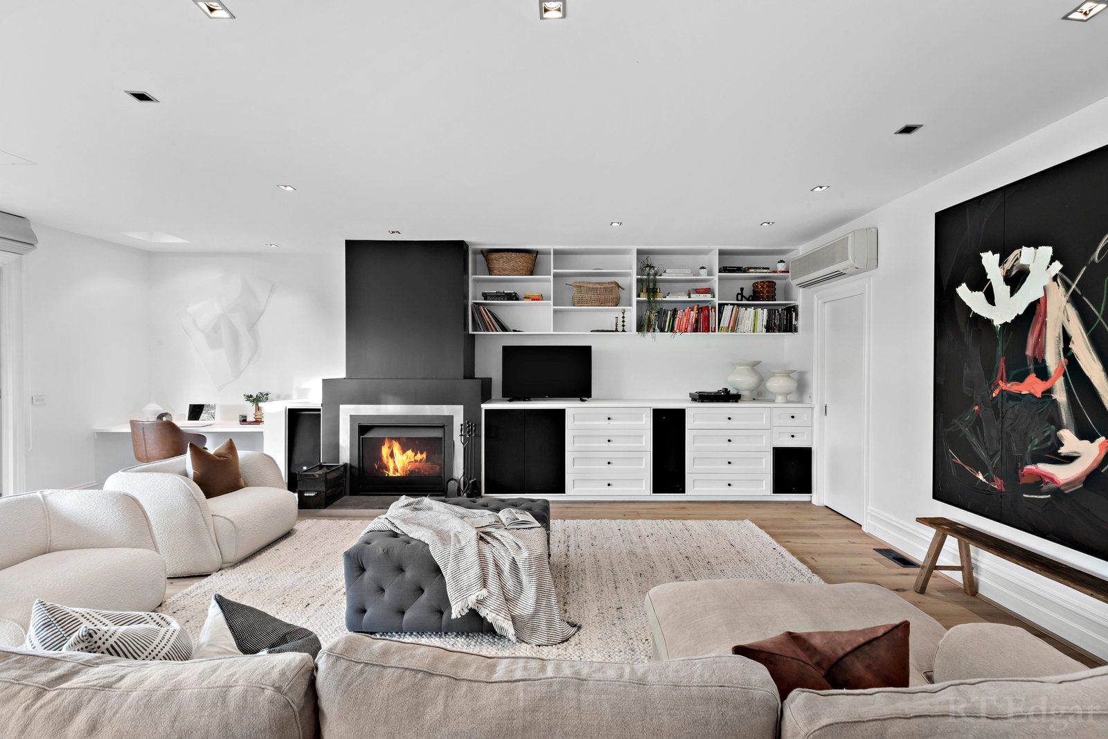 Real Estate and Property in 5 Henrietta Street, Hawthorn, VIC