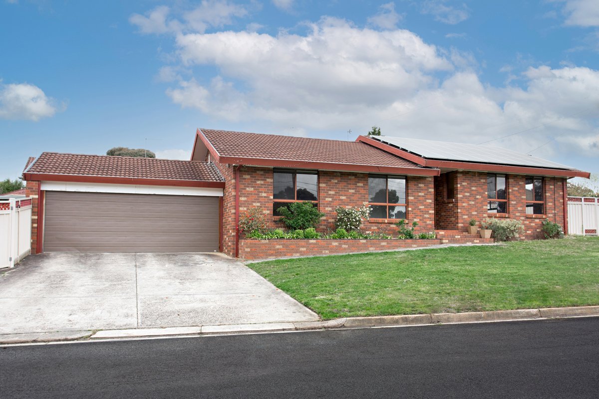 Photos: 5 Hermitage Avenue