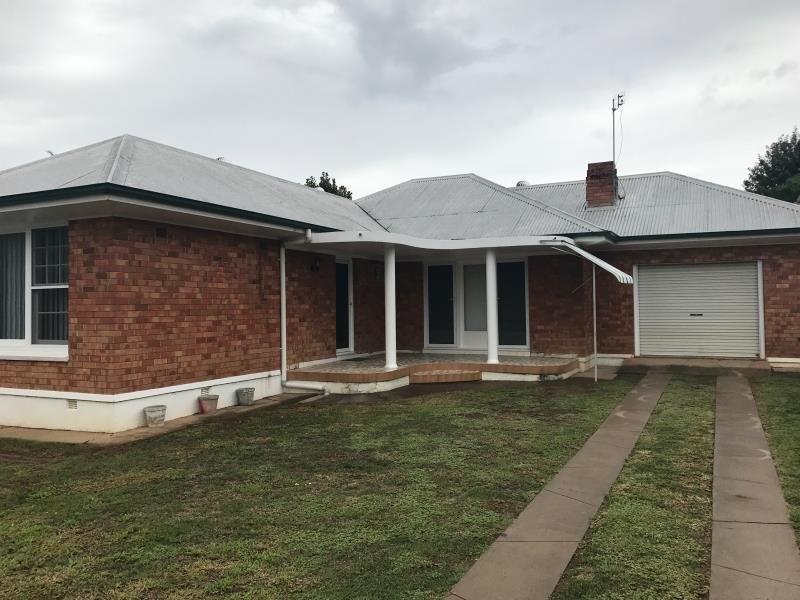 5 Heugh Street TAMWORTH 1