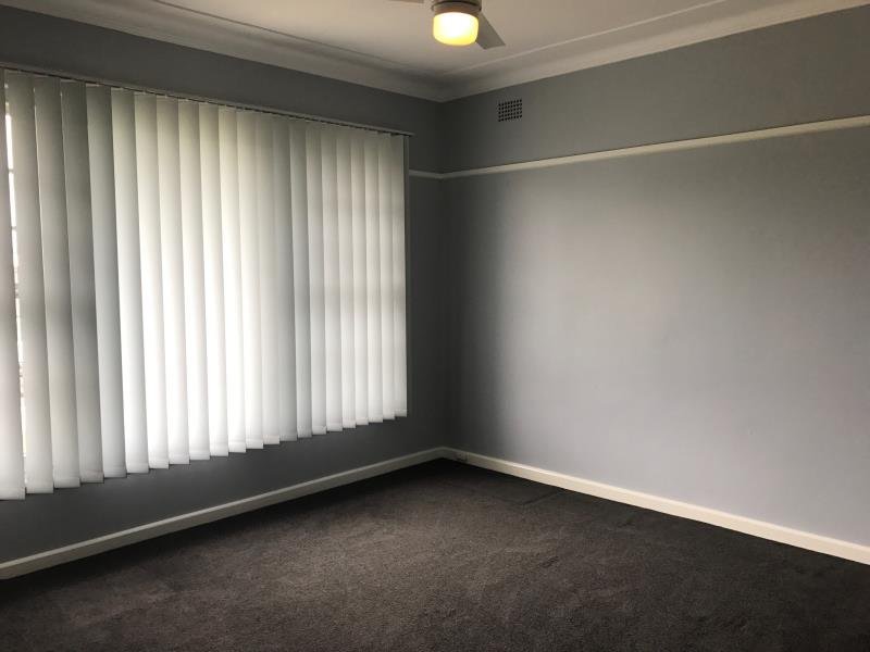 5 Heugh Street TAMWORTH 5