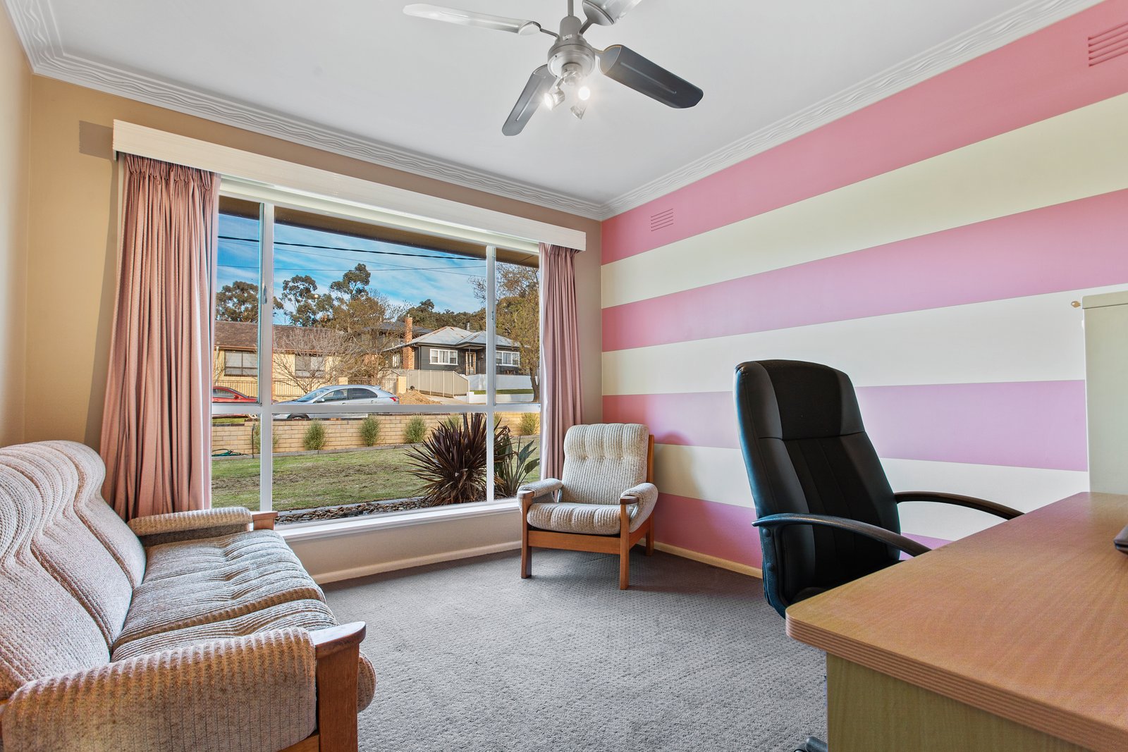 5 Hewitt Avenue KENNINGTON 10