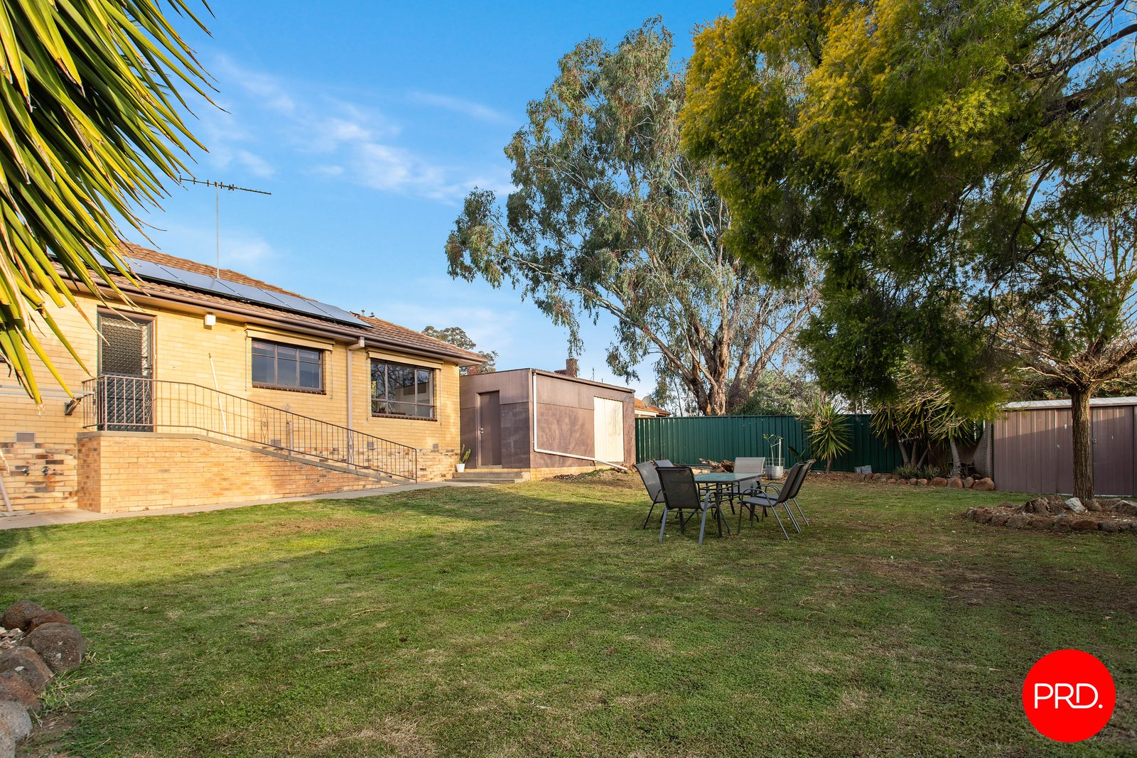5 Hewitt Avenue KENNINGTON 11