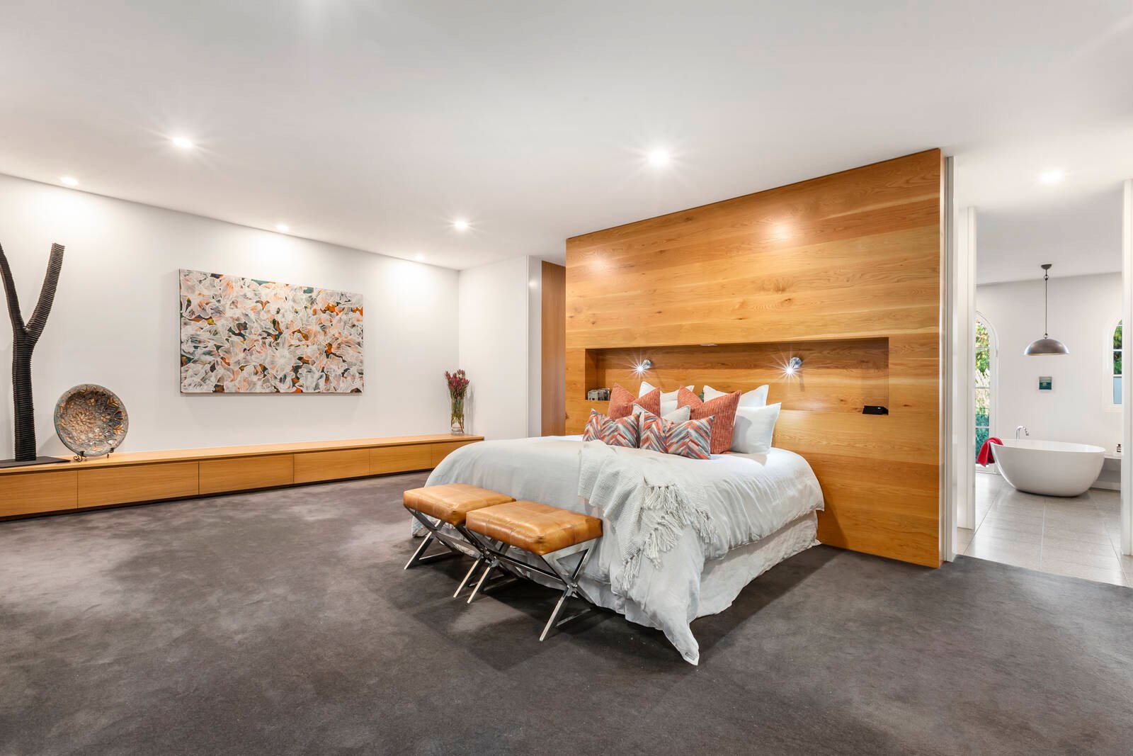 Real Estate and Property in 5 Highgate Hill, Toorak, VIC