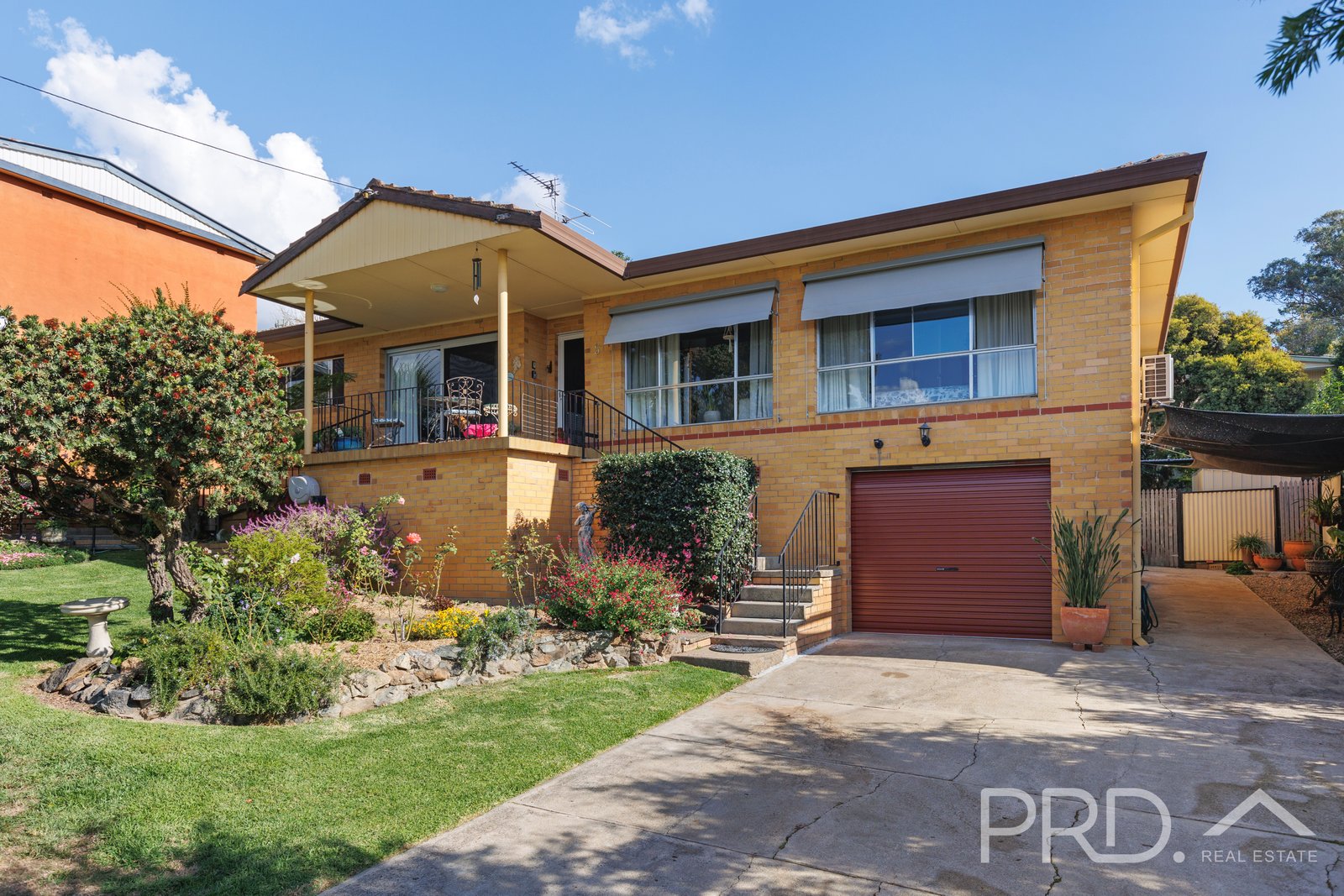 5 Highland Avenue TUMUT 19