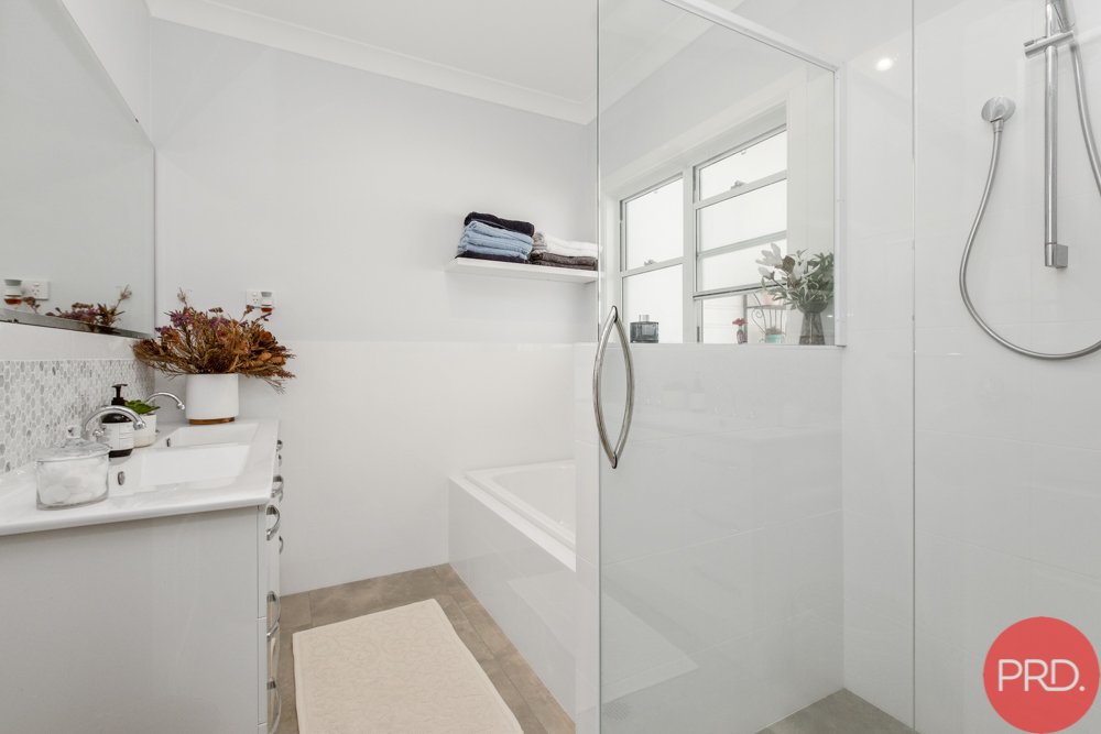 5 HillRidge Close GLEN OAK 15