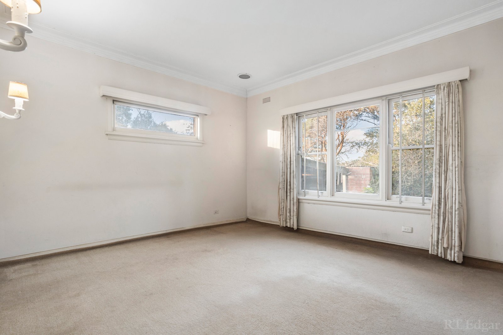 Real Estate and Property in 5 Hillside Crescent, Blackburn, VIC