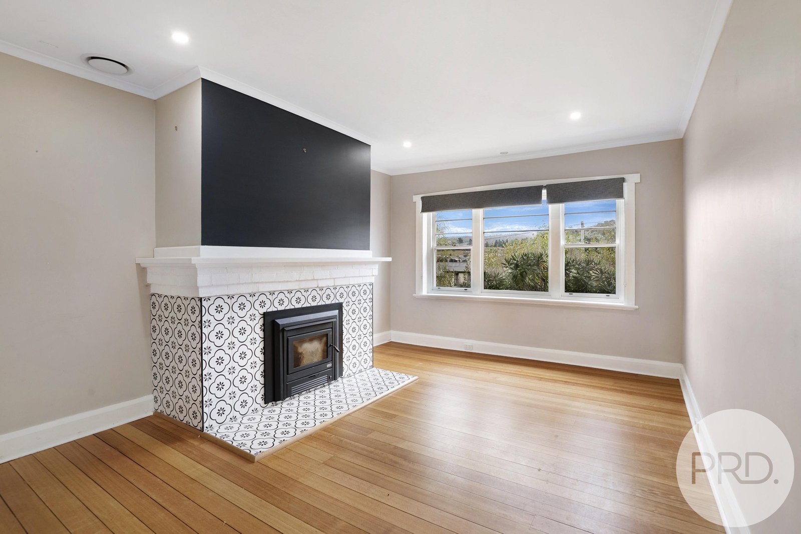 5 Hillside Crescent NEW NORFOLK 2