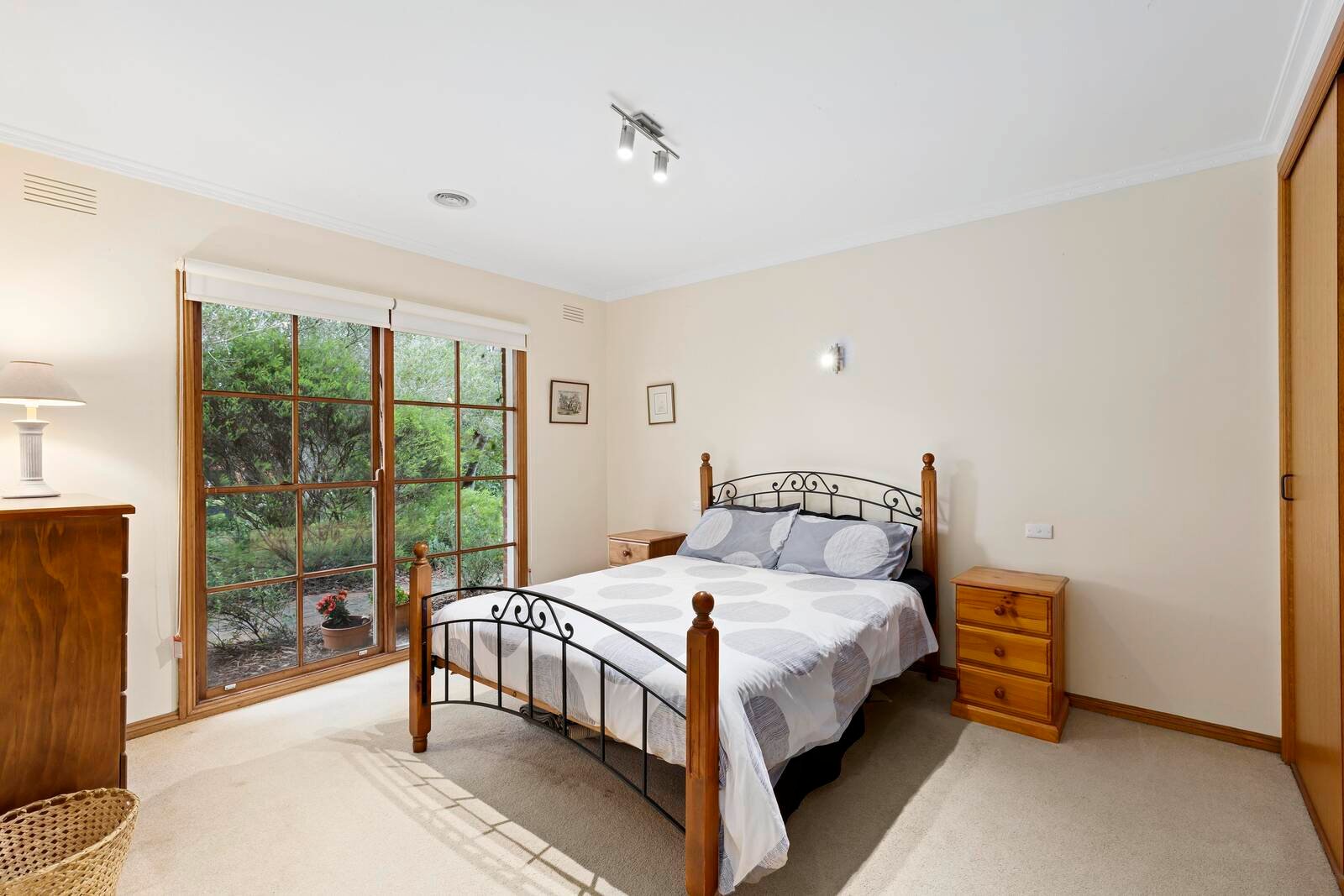 Real Estate and Property in 5 Hillson Grove, Ocean Grove, VIC