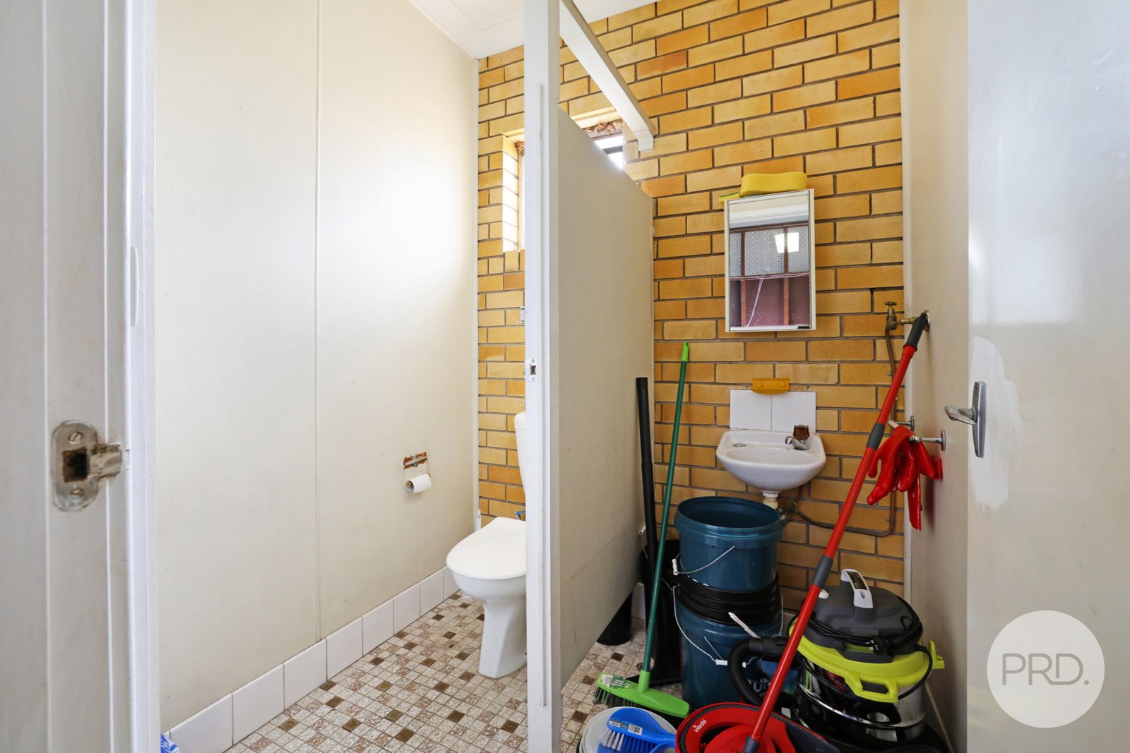 5 Hillvue Road TAMWORTH 16