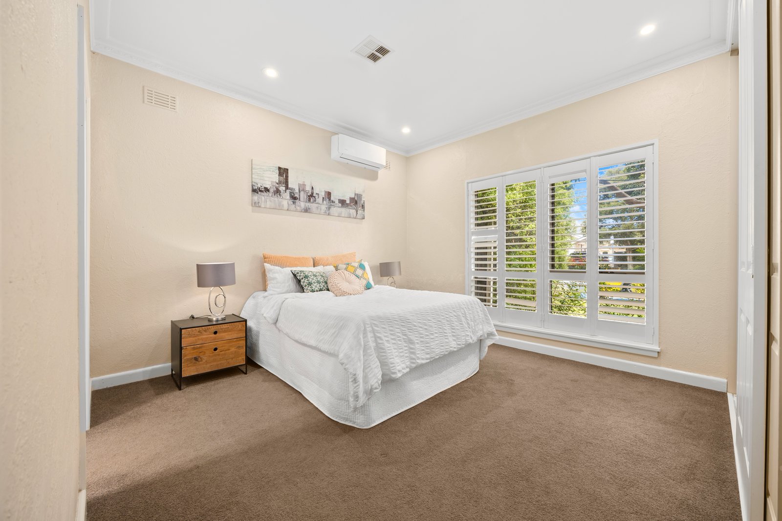 Gallery: 5 Holmby Road