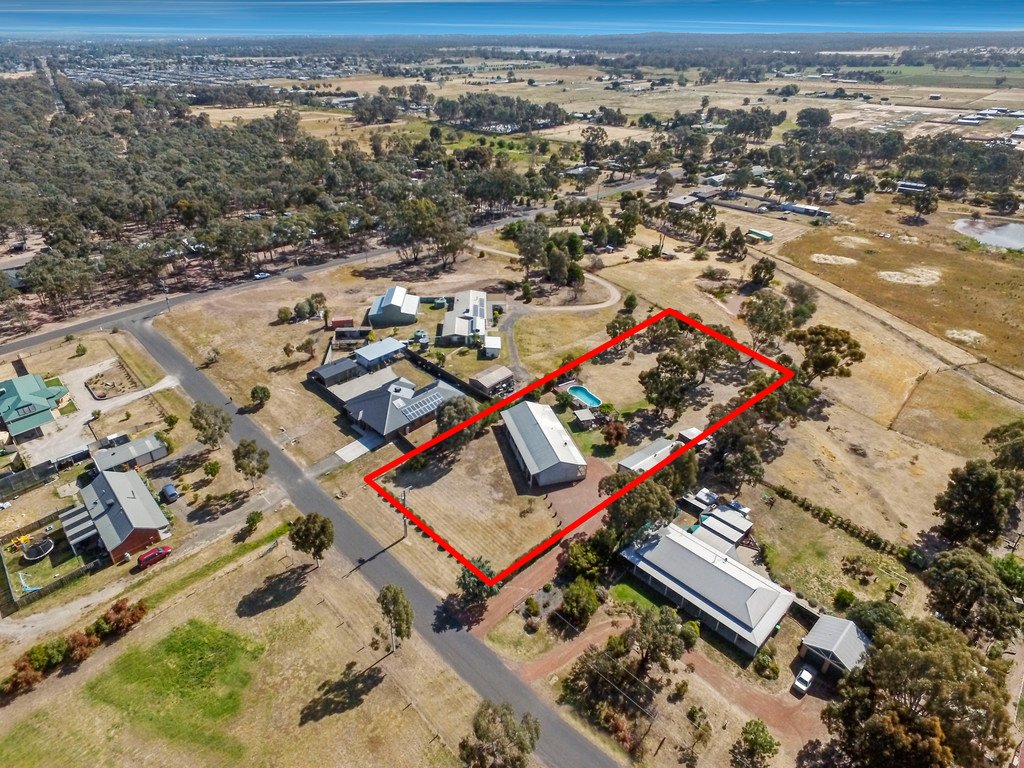5 Holmes Road HUNTLY 16